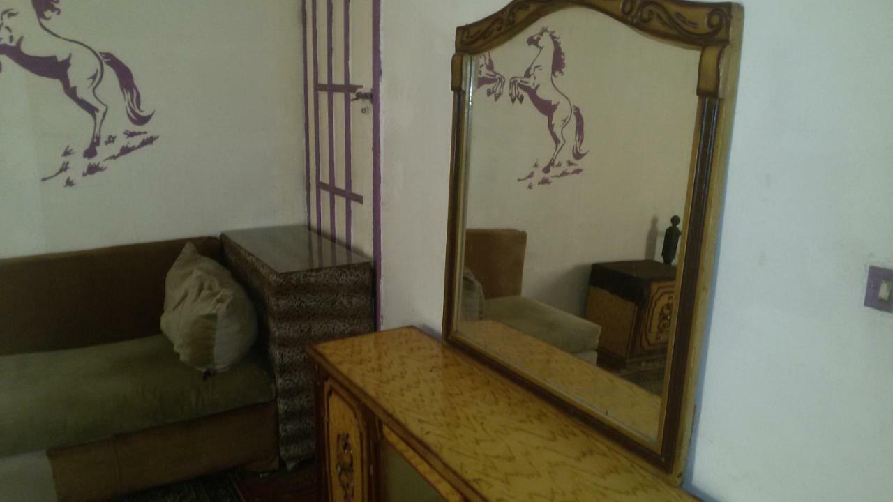 غرفة سنجل ش القصر العينى Le Caire